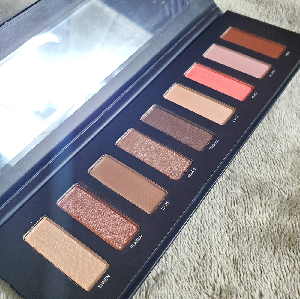 NIB StudioMakeup Eyeshadow Pallette